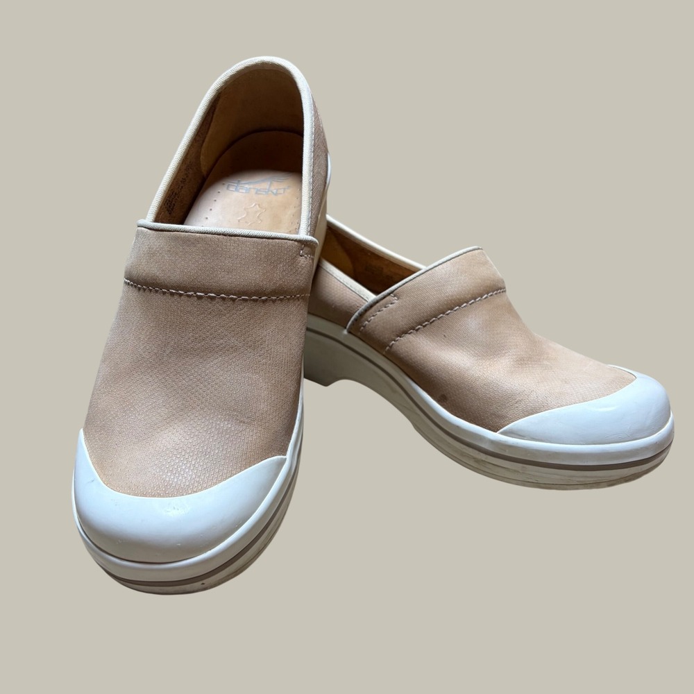 Dansko Professional Slip On Clogs Tan Leather White Toe Cap Size 39 6600030100